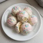 Delicious Banana Pudding Easter Truffles ready to be enjoyed.